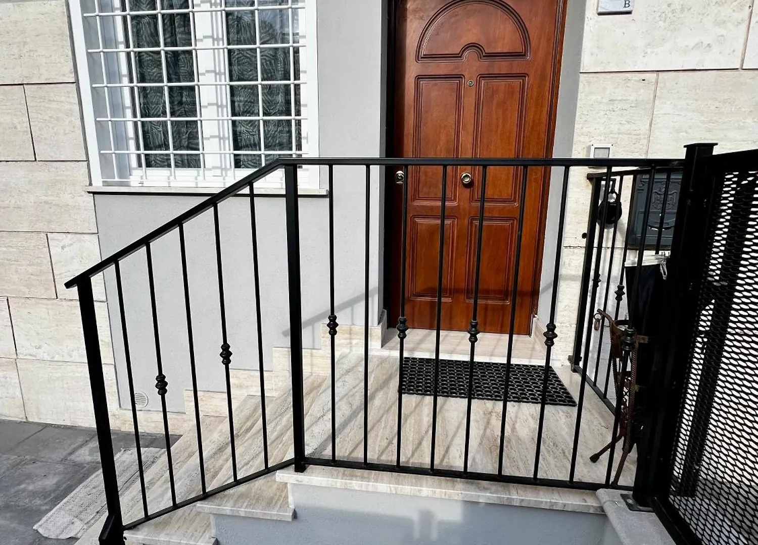 Elegant & Spacious 2Br 2Ba Unit With Private Patio ローマ
