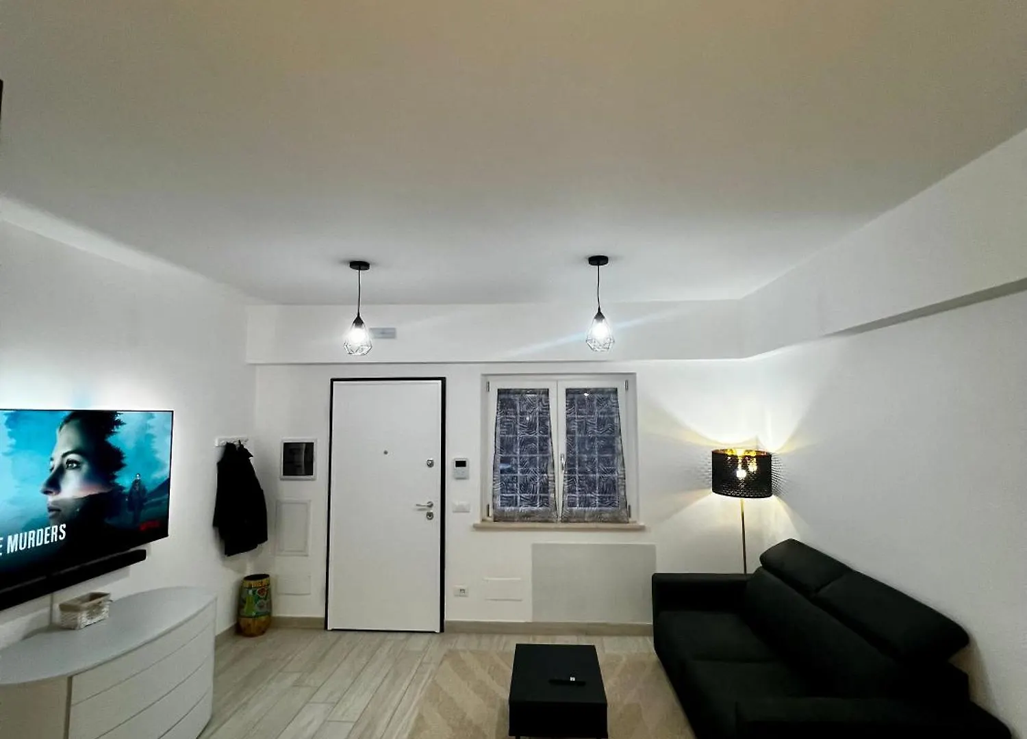 Elegant & Spacious 2Br 2Ba Unit With Private Patio ローマ イタリア