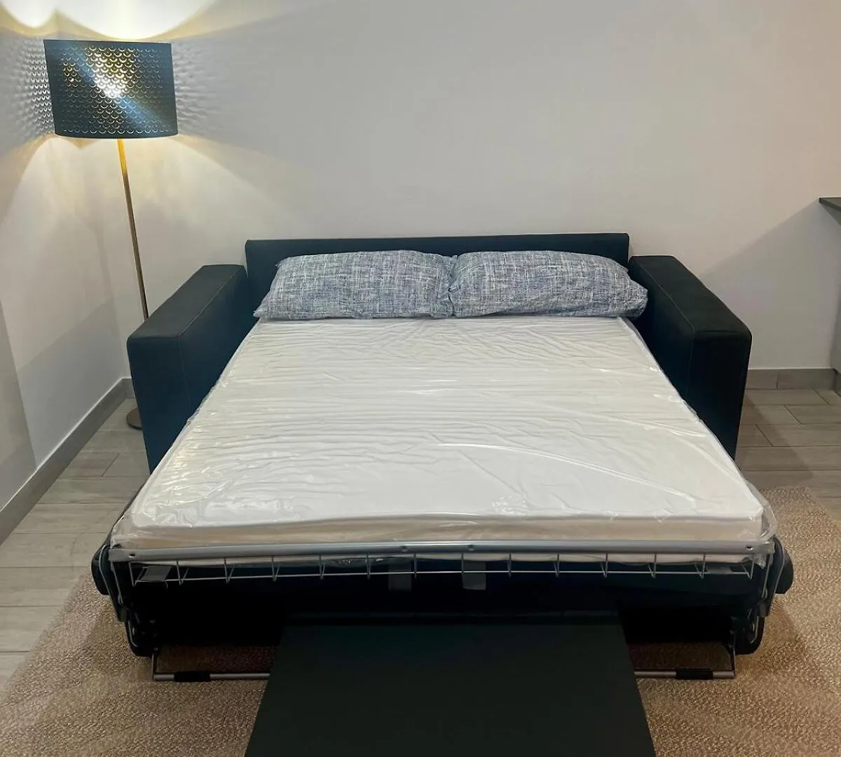 Elegant & Spacious 2Br 2Ba Unit With Private Patio ローマ イタリア