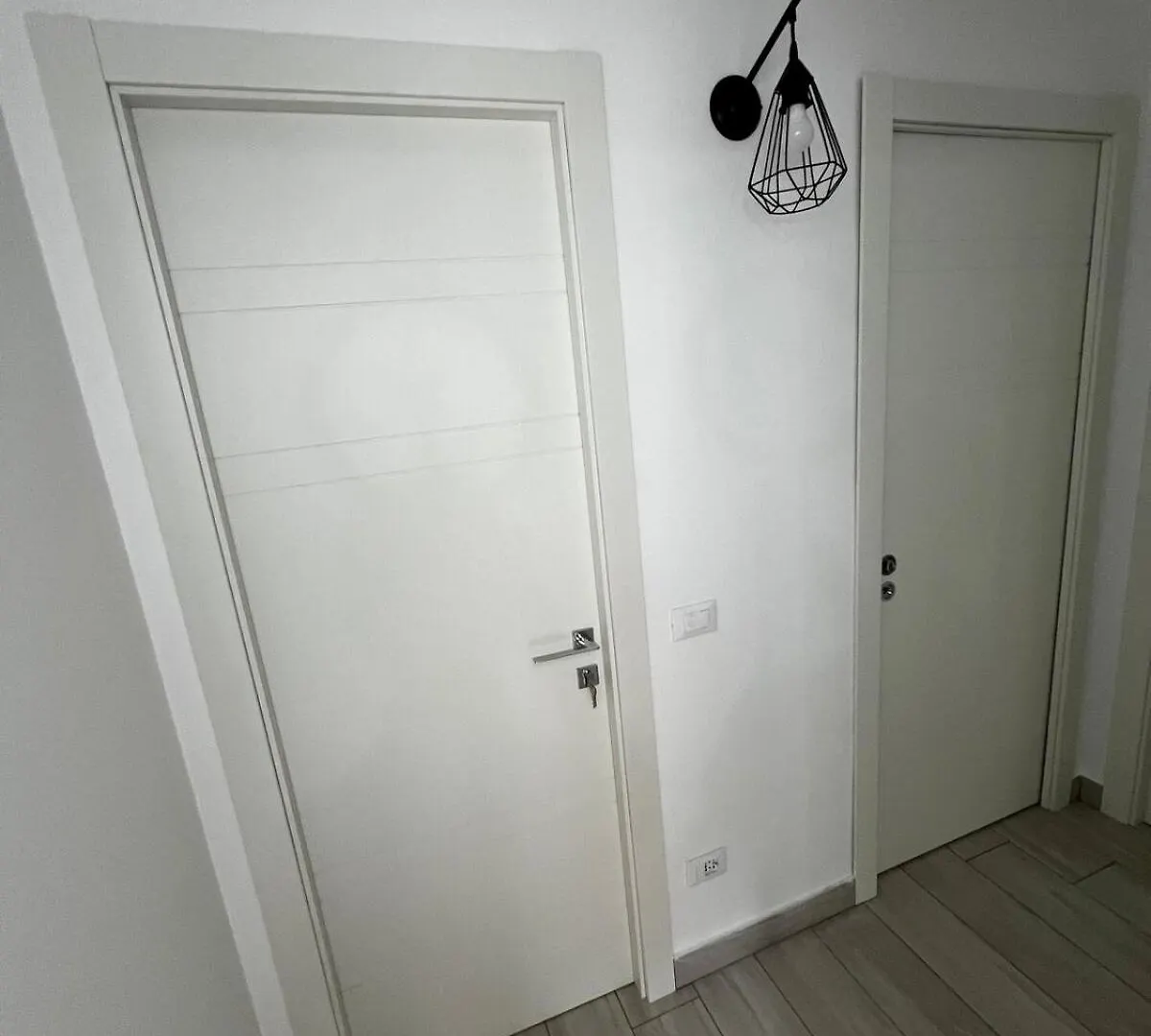 Elegant & Spacious 2Br 2Ba Unit With Private Patio ローマ イタリア