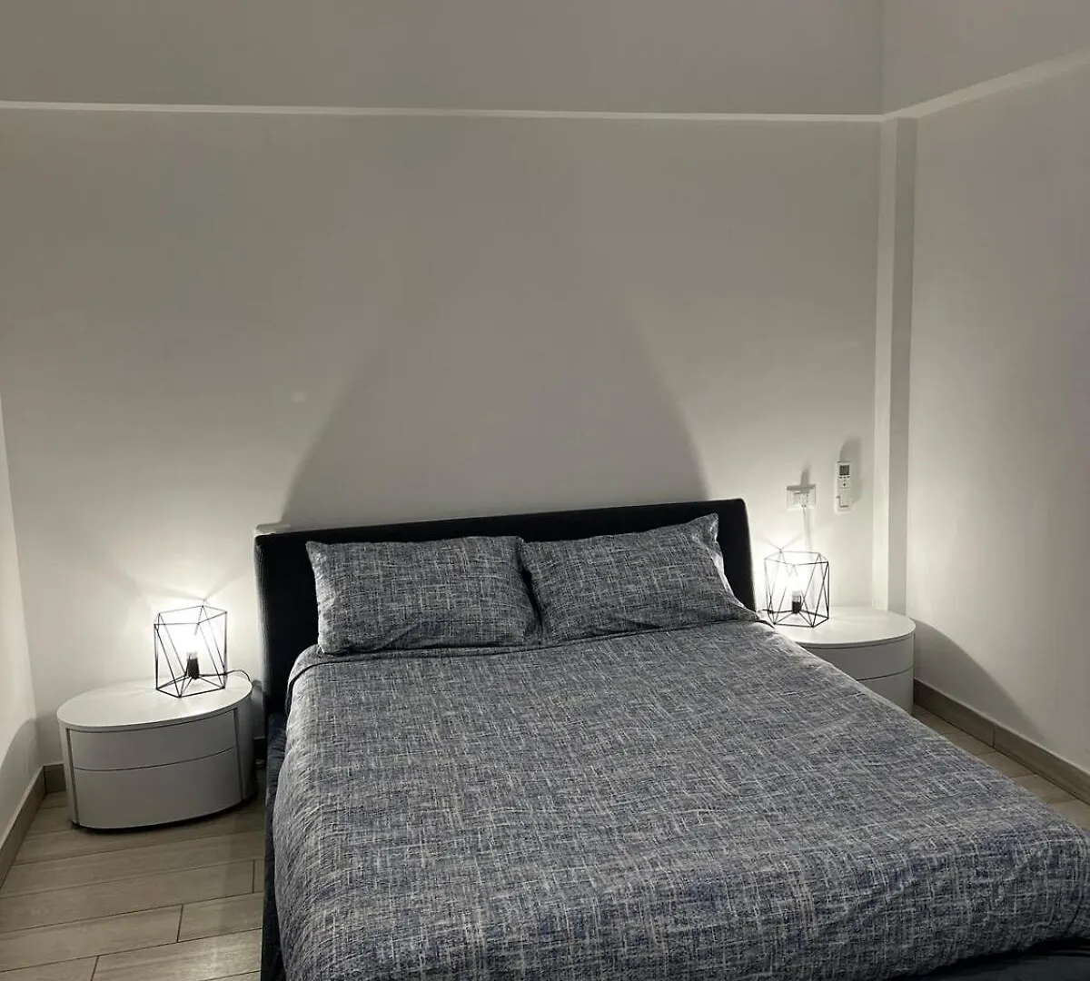 アパート Elegant & Spacious 2Br 2Ba Unit With Private Patio ローマ イタリア